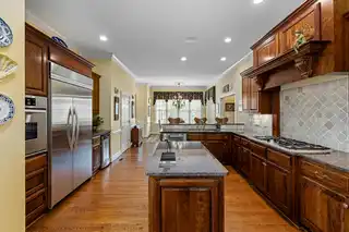 Custom Kitchens